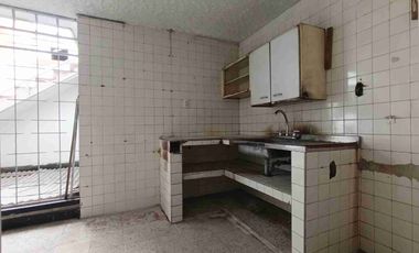 Vendo apartamento segundo piso, bifamiliar Provenza