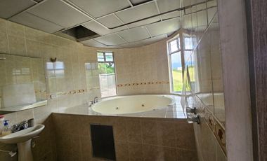 PRECIOSA Y AMPLÍSIMA CASA CAMPESTRE DE 340 M2 EN LOTE DE 480M2 EN EL SECTOR DE LA FLORIDA