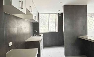 Vendo departamento 3 habitaciones, PB, Uraba 1, intercambiador de Carcelen