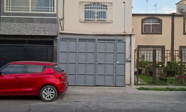 ESPECTACULAR CASA-BODEGA LAS AMERICAS ECATEPEC