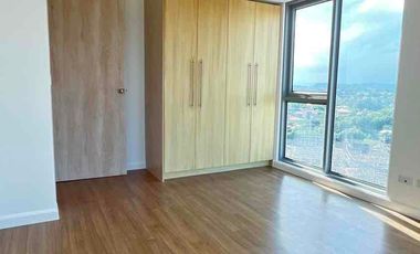 3-BR Brandnew Condo at Patio Suites For Sale