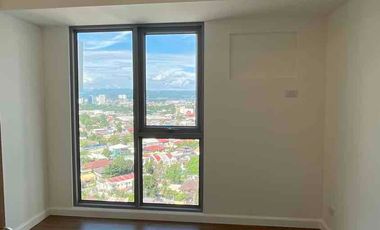 3-BR Brandnew Condo at Patio Suites For Sale