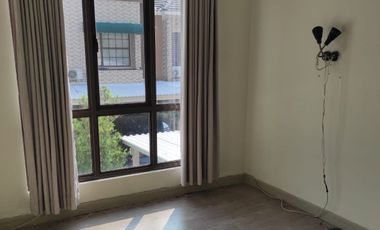 Rumah 2 Lantai Rapi Terawat Di Premier Serenity Bekasi, 10 Menit Ke Stasiun Bekasi, 15 Menit Ke Summarecon Bekasi