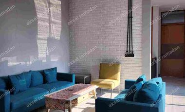 Rumah Lux Kolam Renang Furnished Dekat Griya Arcamanik Kota Bandung