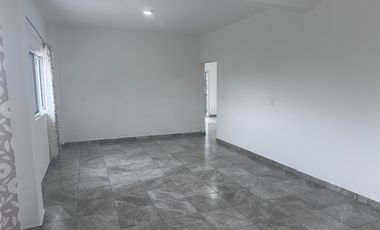 En venta casa sola con alberca en Yautepec, Morelos