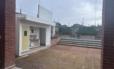 En venta casa sola con alberca en Yautepec, Morelos
