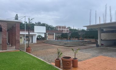 En venta casa sola con alberca en Yautepec, Morelos