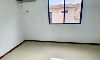 CASA CLUB, Km 12 Vía a la Costa, Alquilo casa  2 plantas, 3 dormitorios, $880