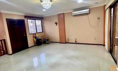 CASA CLUB, Km 12 Vía a la Costa, Alquilo casa  2 plantas, 3 dormitorios, $880