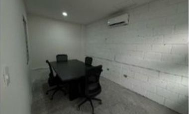 Bodega en renta colonia Industial Sobre Av. Bernardo Reyes