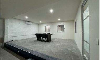 Bodega en renta colonia Industial Sobre Av. Bernardo Reyes