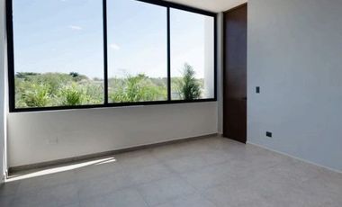 Casa en venta en Privada Morera, al norte de la Ciudad de Mérida