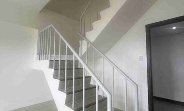 Last Unit / High-end / Penthouse with Balcony / 120sqm