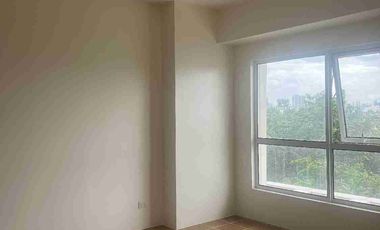 Last Unit / High-end / Penthouse with Balcony / 120sqm