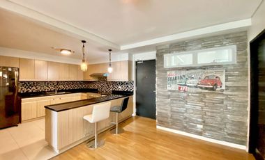 🔥  HOT DEAL ALERT! 🔥  Interior-Decorated 3-Bedroom Corner Unit now available at 📍 Two Serendra, Taguig City! 🏙️