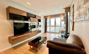 🔥  HOT DEAL ALERT! 🔥  Interior-Decorated 3-Bedroom Corner Unit now available at 📍 Two Serendra, Taguig City! 🏙️