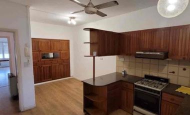 CASA en VENTA sobre Av. Recta Martinolli