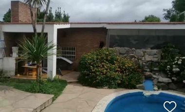 CASA en VENTA sobre Av. Recta Martinolli