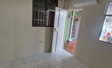Suite En Alquiler en Urdesa Central,  Planta Baja, 1 Habitación, 1 Baño, Norte de Guayaquil.