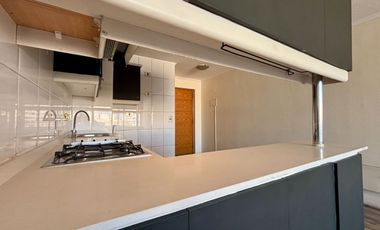 Se Vende Acogedor Depto 2dormitorio+estacionam. Metro Ñuñoa