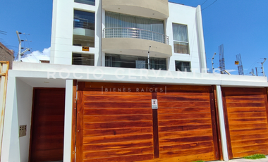 ¡ALQUILO bonito departamento a 3cdras de la PLAZA de CAYMA! 2,300 soles