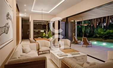 Casa en Preventa en Residencial Cancún Country Club Frente al Campo de Golf