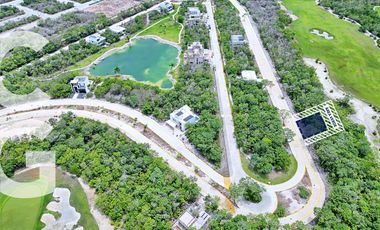 Casa en Preventa en Residencial Cancún Country Club Frente al Campo de Golf