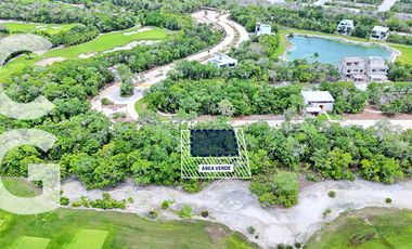 Casa en Preventa en Residencial Cancún Country Club Frente al Campo de Golf