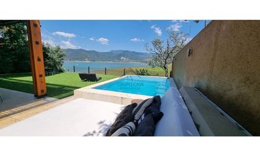CASA EN RENTA Y VENTA CON ACCESO AL LAGO
