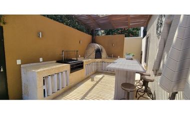 CASA EN RENTA Y VENTA CON ACCESO AL LAGO