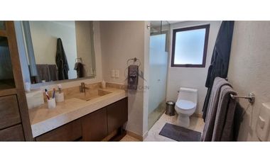 CASA EN RENTA Y VENTA CON ACCESO AL LAGO