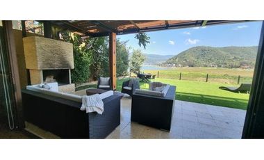 CASA EN RENTA Y VENTA CON ACCESO AL LAGO
