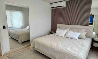 Venta de hermosa casa en Vía Samborondon Km 5, cerca a plaza Lagos.