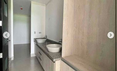 JARDINES DE PARQUE MAGNO- SAMBORONDÓN KM9, Alquilo Departamento 3 dormitorios $1700