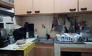 CASA RENTERA DE VENTA EN EL SUR OESTE DE GUAYAQUIL
CALLE LEONIDAS PLAZA