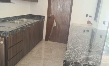 CASA RESIDENCIAL EN PRIVADA ZENDERA CONKAL