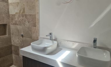 CASA RESIDENCIAL EN PRIVADA ZENDERA CONKAL