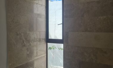 CASA RESIDENCIAL EN PRIVADA ZENDERA CONKAL