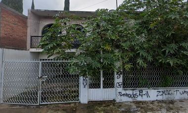 VENDO CASA EN ZACAPU MICHOACAN