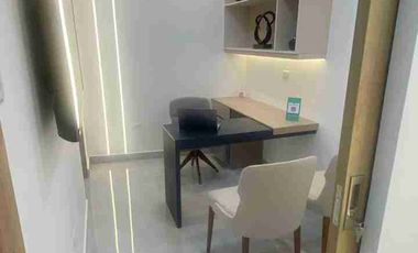 CONSULTORIO EN VENTA – EDIFICIO UMIÑAMED, MANTA, MANABÍ