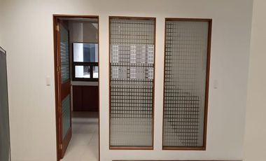 RENTA OFICINAS VARIOS PRECIOS Y PISOS EN LAS AMÉRICAS MORELIA OFI_5182 MOR/AJ/RS