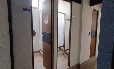RENTA OFICINAS VARIOS PRECIOS Y PISOS EN LAS AMÉRICAS MORELIA OFI_5182 MOR/AJ/RS