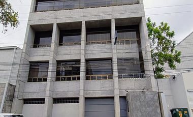RENTA OFICINAS VARIOS PRECIOS Y PISOS EN LAS AMÉRICAS MORELIA OFI_5182 MOR/AJ/RS