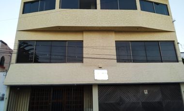 Edificio en venta muy cerca de Av Carranza