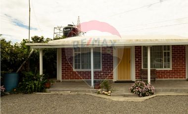 VENTA CASA DE CAMPO EN MIRA TERRENO EN PRODUCCION