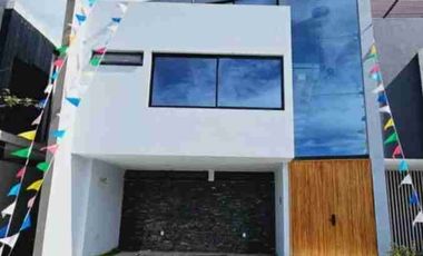 VENTA DE CASA EN SOLARES CON ROOF GARDEN ZAPOPAN JALISCO