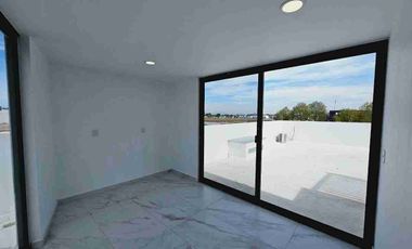VENTA DE CASA EN SOLARES CON ROOF GARDEN ZAPOPAN JALISCO