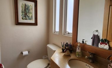 VENTA HERMOSA CASA EN CONDOMINIO FRENTE A GRAND SAN FRANCISCO, ALCANTARILLA