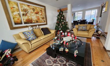 VENTA HERMOSA CASA EN CONDOMINIO FRENTE A GRAND SAN FRANCISCO, ALCANTARILLA