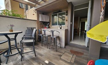 VENTA HERMOSA CASA EN CONDOMINIO FRENTE A GRAND SAN FRANCISCO, ALCANTARILLA